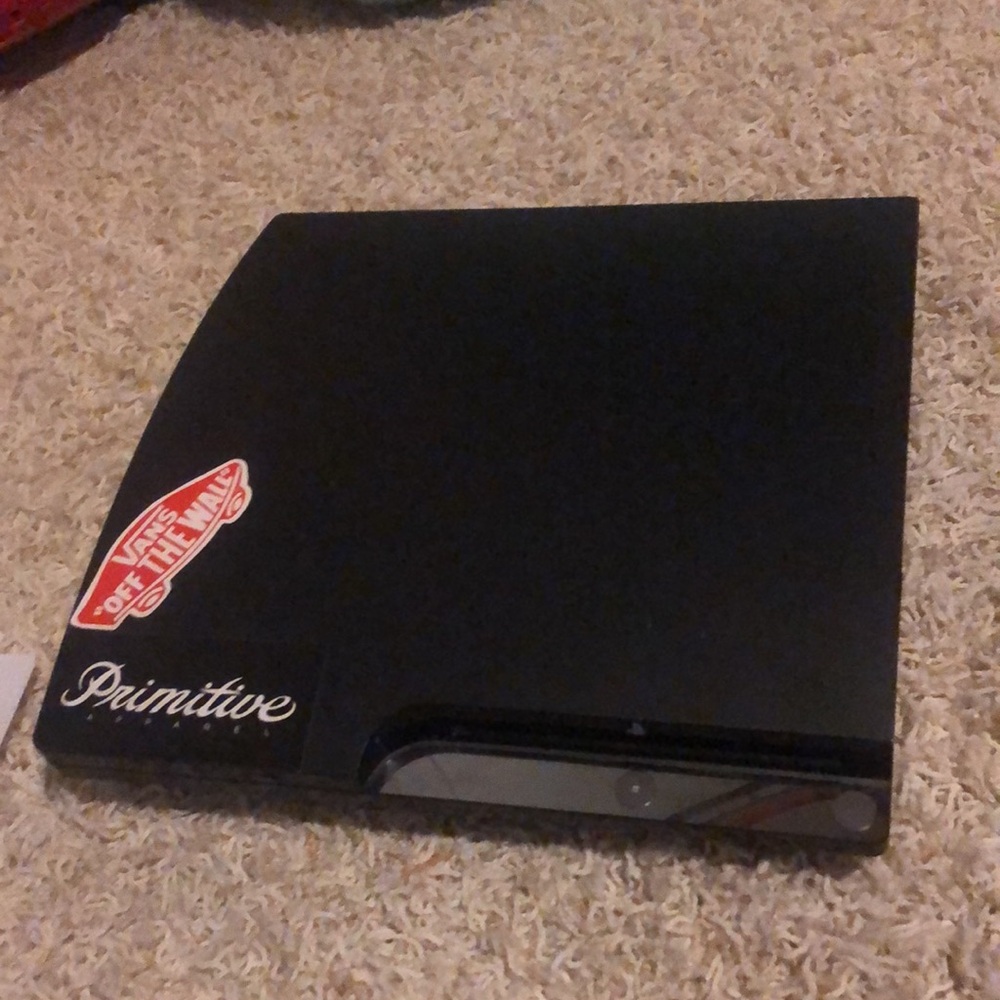 PS3 with two controllers. - Picture 4 of 4